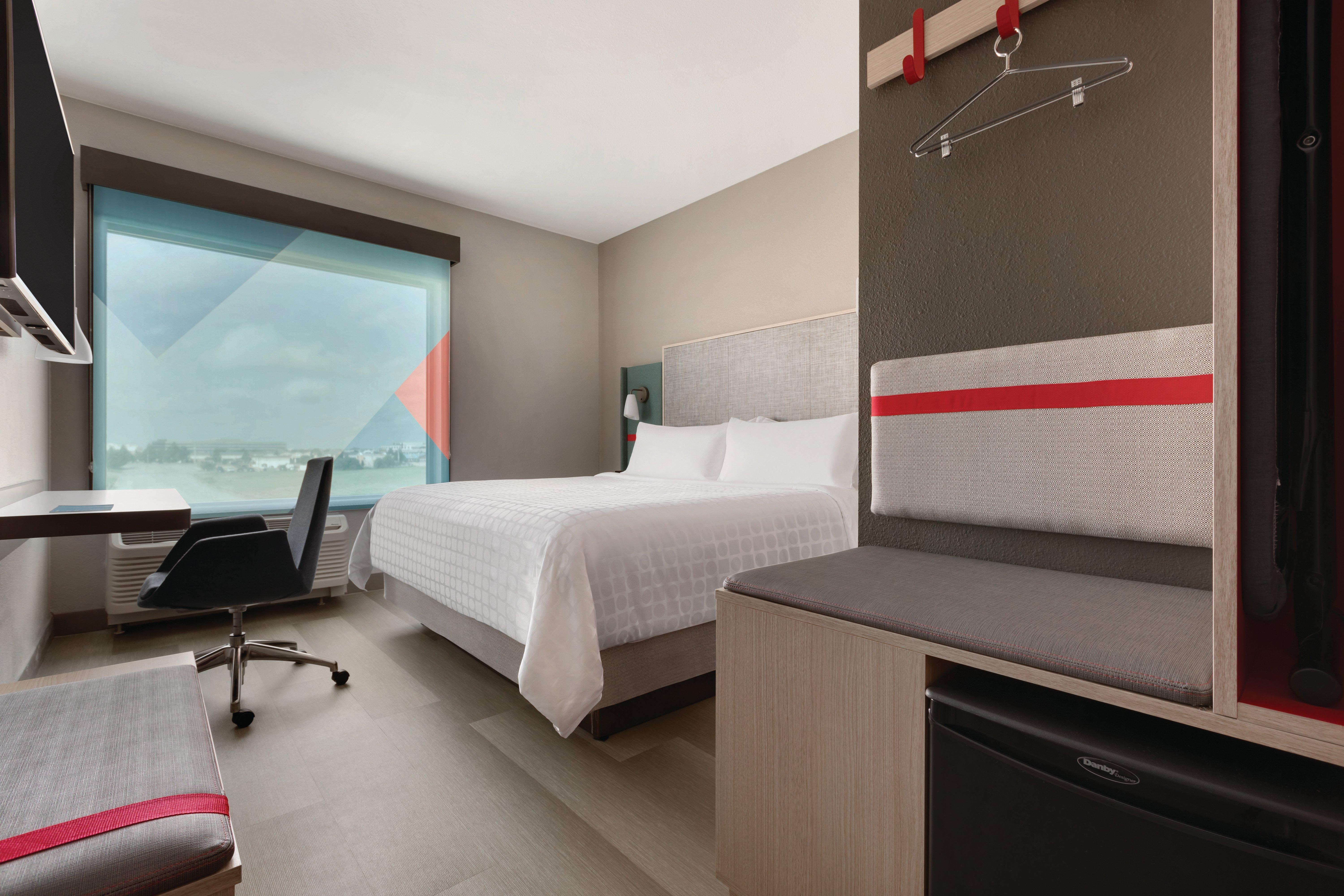 Avid Hotels - Beaumont By Ihg Esterno foto